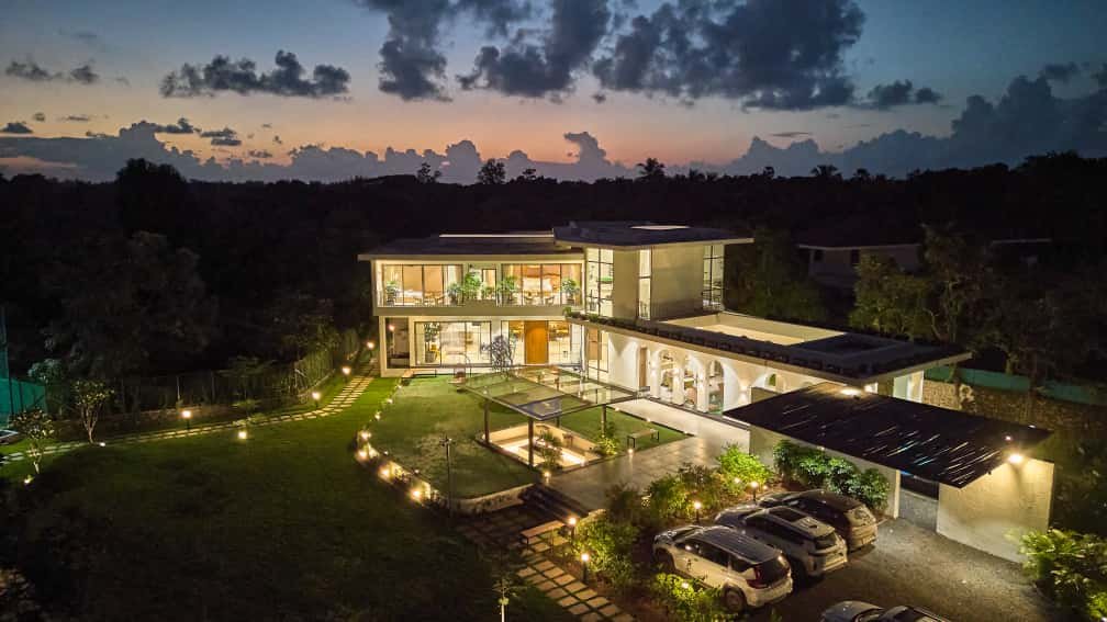 Elysian Retreat outdoor living and poolside